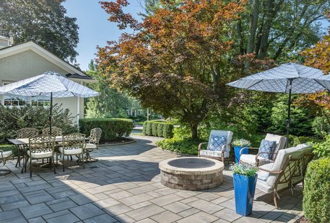 A home in Bloomfield Twp