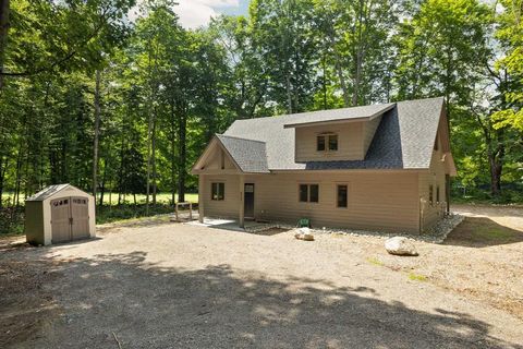 A home in Custer Twp