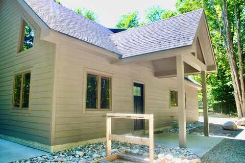 A home in Custer Twp