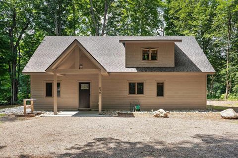 A home in Custer Twp