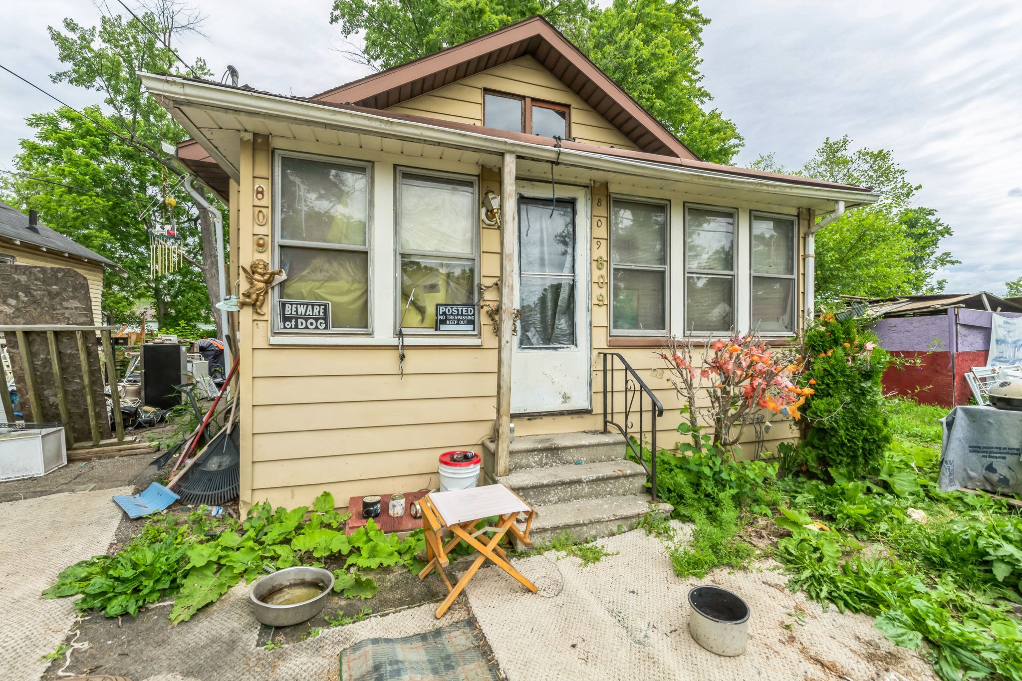 View Flint, MI 48505 house