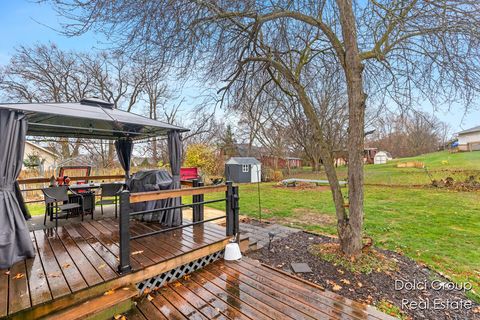 A home in Plainfield Twp