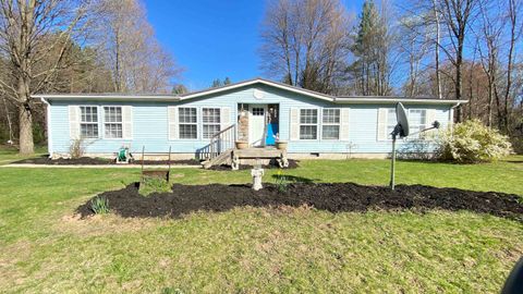 A home in Greendale Twp