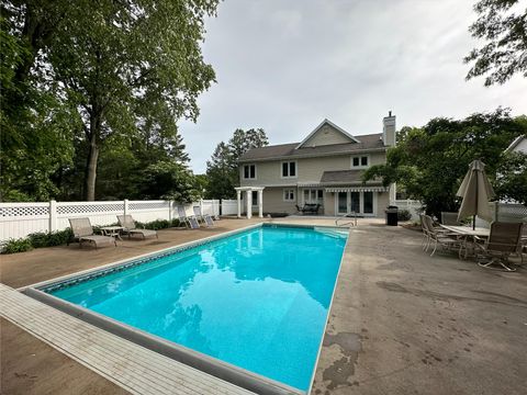 A home in New Buffalo Twp