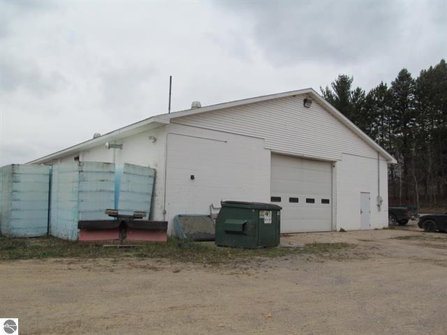116 E Bremer Street