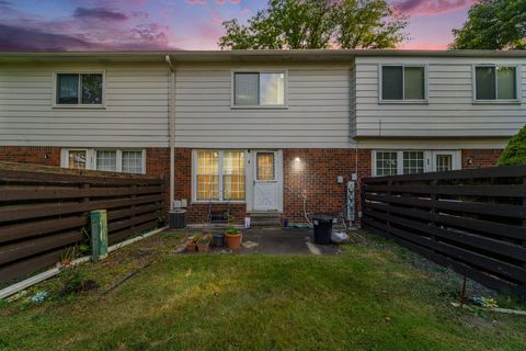 A home in Warren