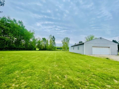 A home in Montcalm Twp