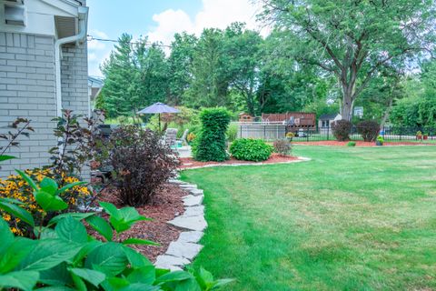 A home in Grosse Ile Twp