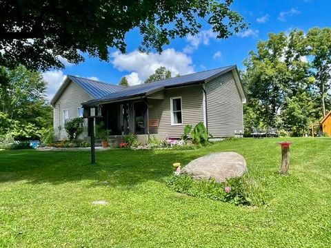 A home in Algansee Twp