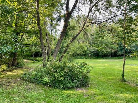 A home in Algansee Twp