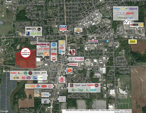 2112 Demille - Split B Boulevard Lapeer City Lapeer MI 48446