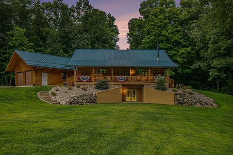 A home in Jefferson Twp