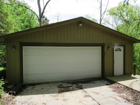 A home in Hartland Twp