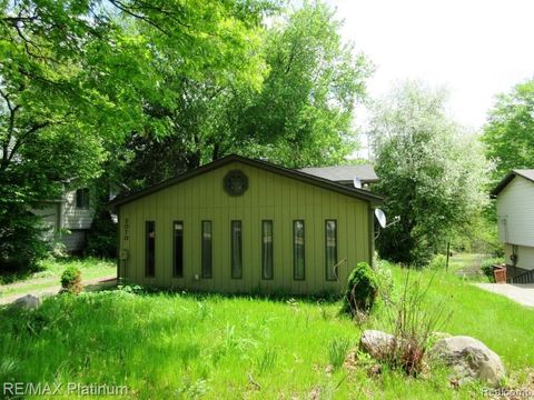 A home in Hartland Twp