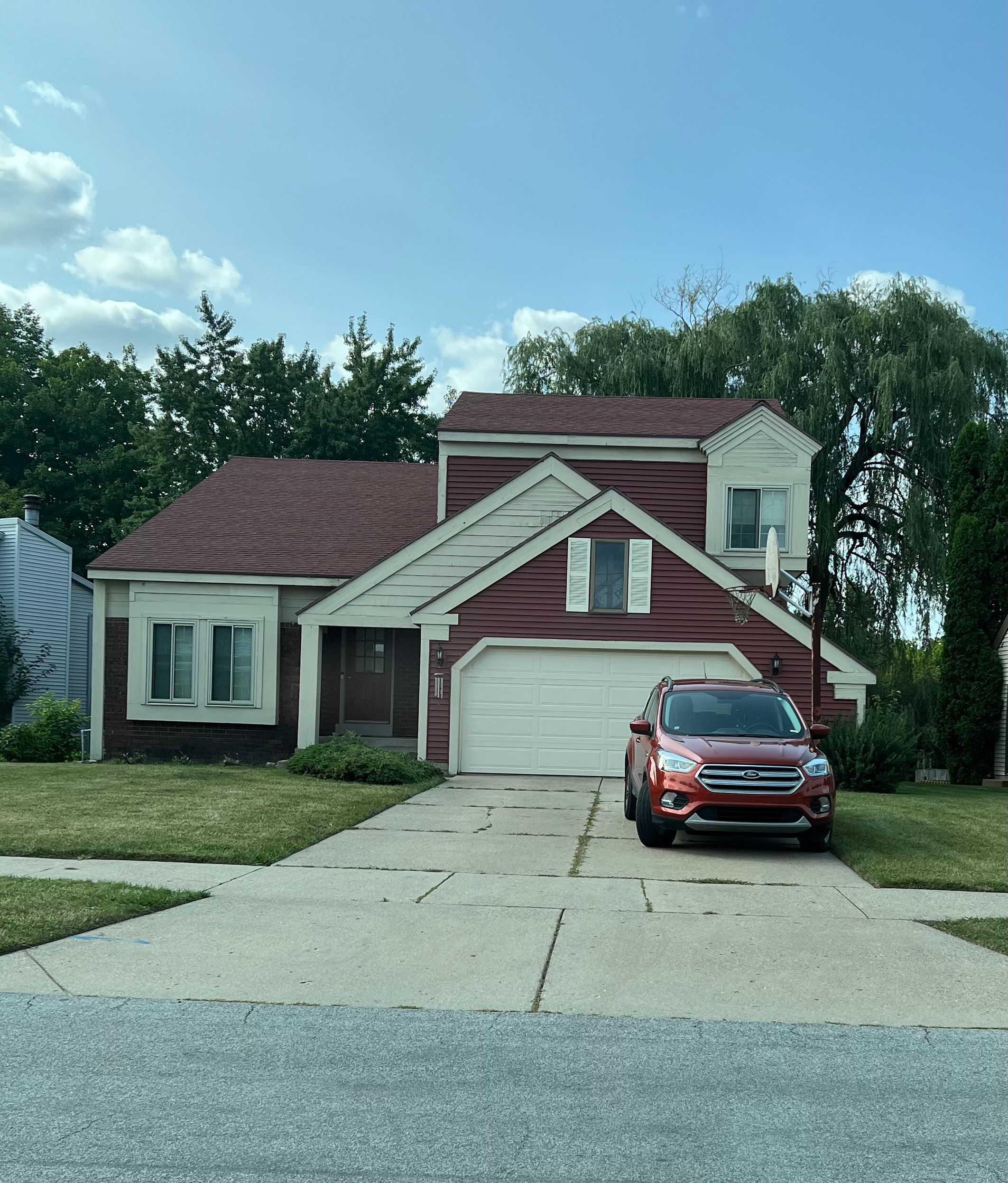 View Kentwood, MI 49508 house