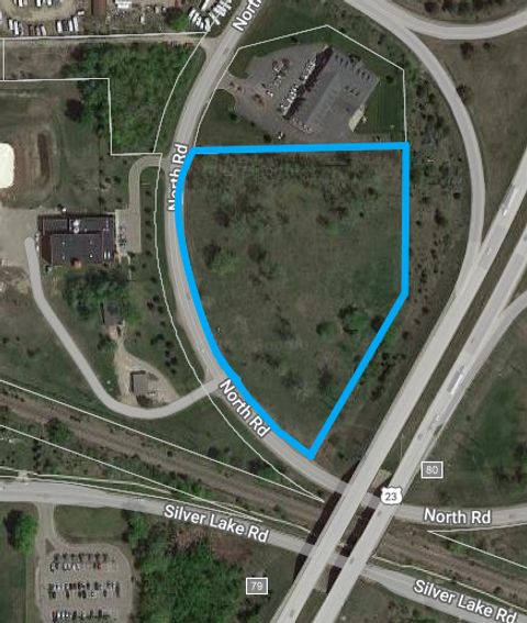 15173 NORTH Road Fenton City MI 48430