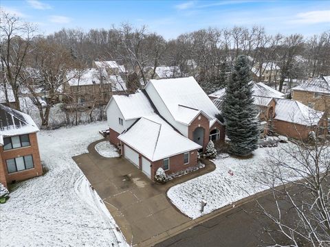 A home in Farmington Hills