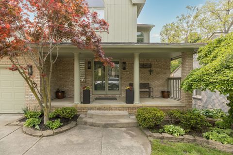 A home in West Bloomfield Twp