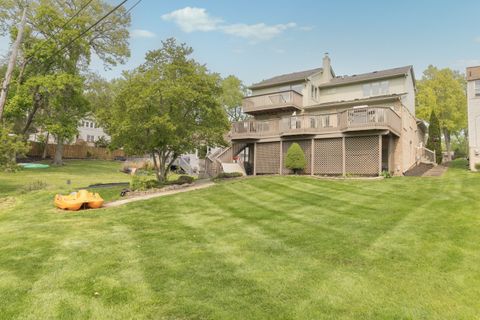 A home in West Bloomfield Twp