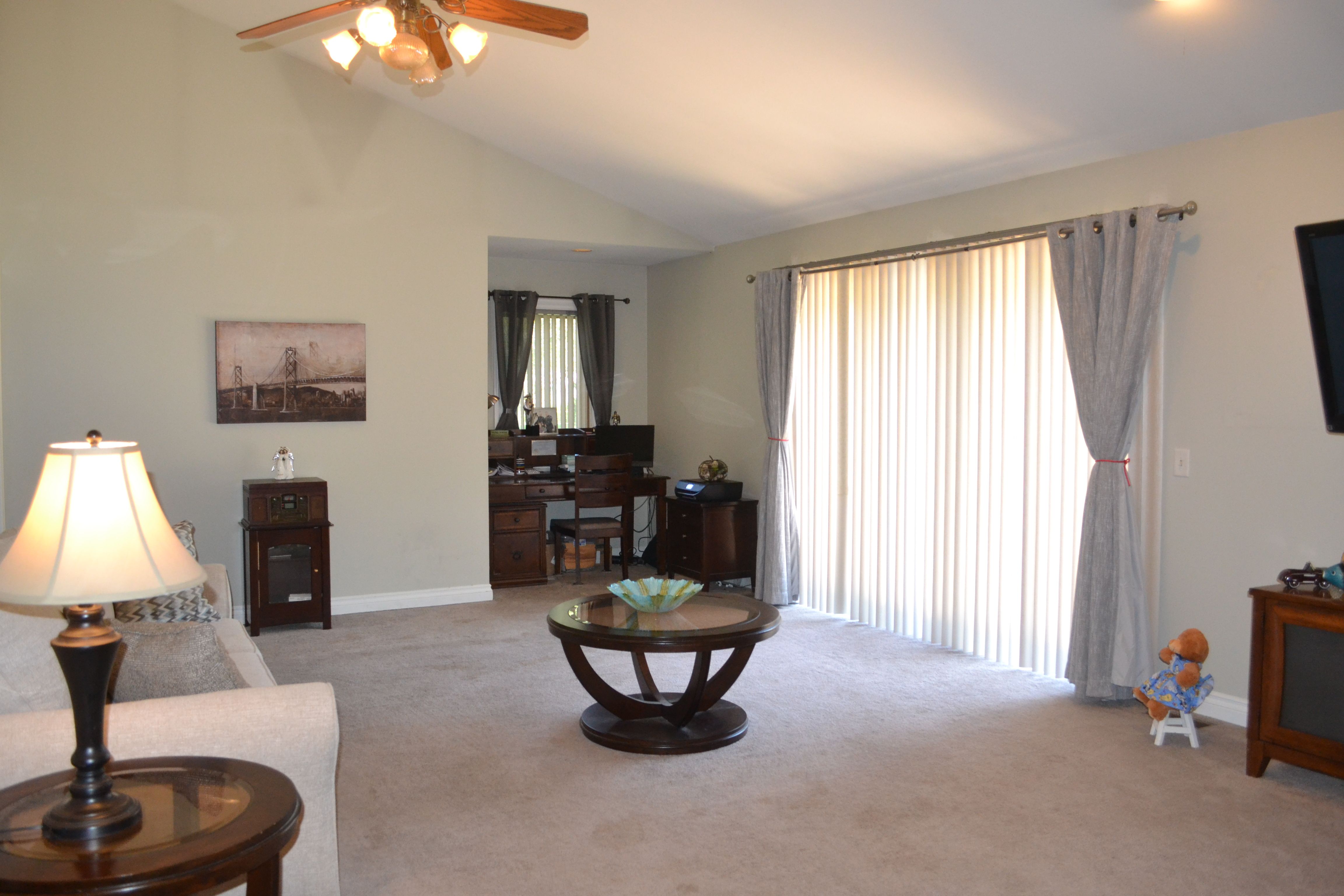 Photo 10 of 28 of 4560 LYNNE Lane house