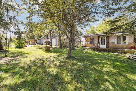 A home in Lapeer Twp