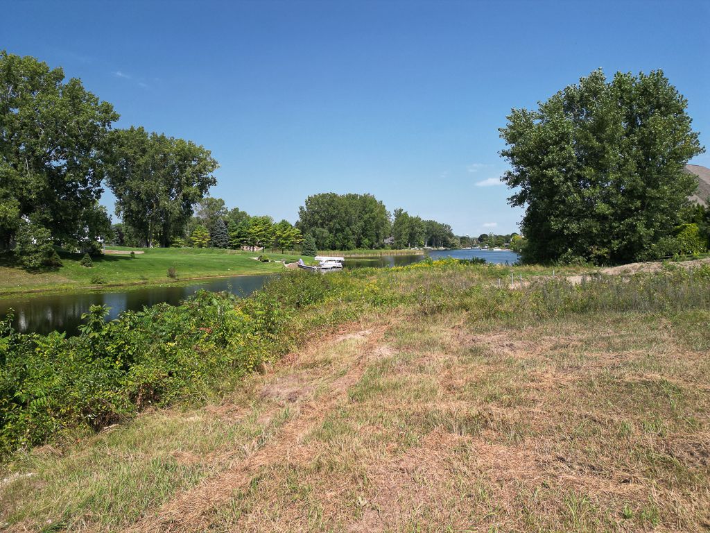 1904 SANDY SHORES Drive