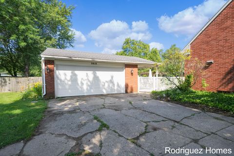 A home in Plainfield Twp