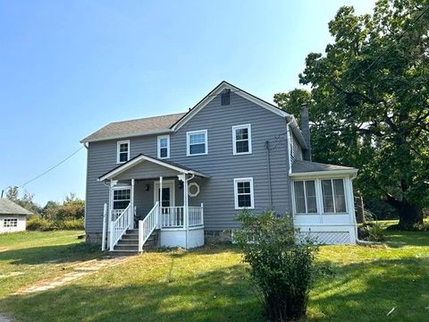 A home in Green Oak Twp