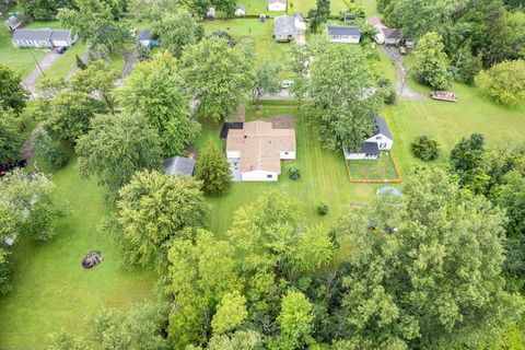 A home in Mt. Morris Twp