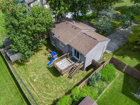 A home in West Bloomfield Twp