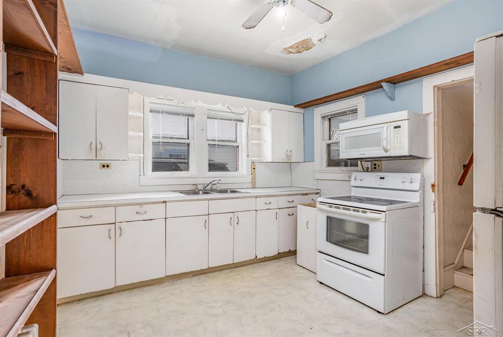 Vassar, Michigan 48768, United States, 3 Bedrooms Bedrooms, ,2 BathroomsBathrooms,Residential,Pending,15580