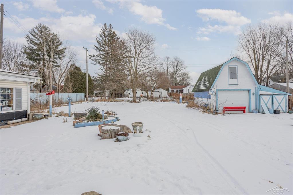 Vassar, Michigan 48768, United States, 3 Bedrooms Bedrooms, ,2 BathroomsBathrooms,Residential,Pending,15580