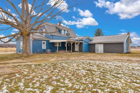 A home in Bridgehampton Twp