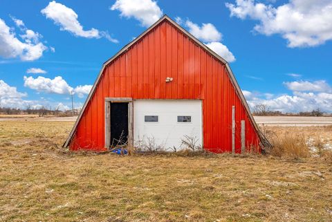 A home in Bridgehampton Twp