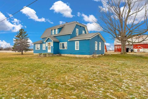 A home in Bridgehampton Twp