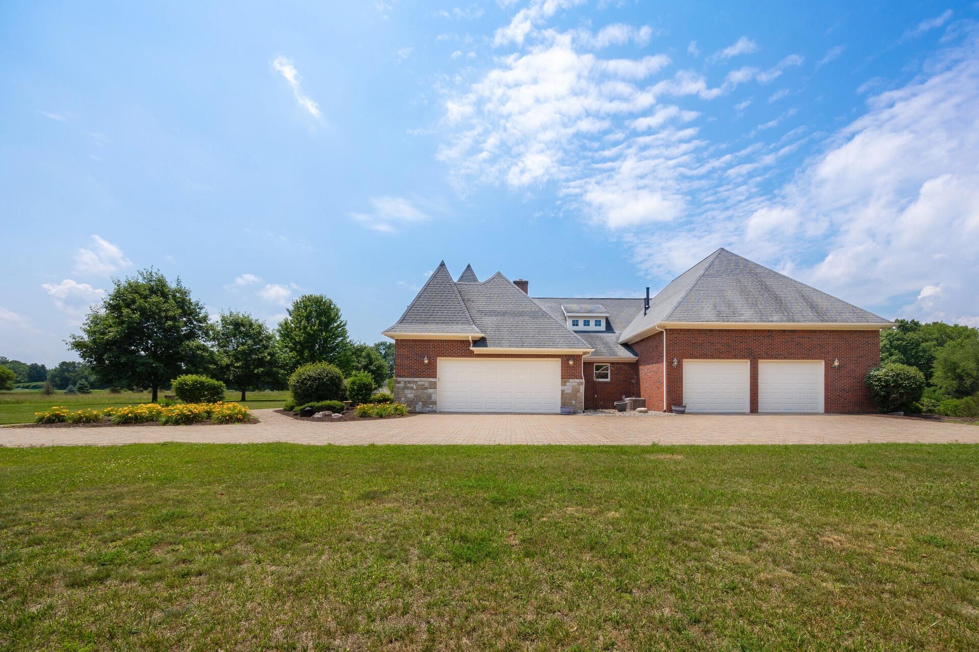740 Greystone Drive