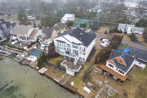 A home in Commerce Twp