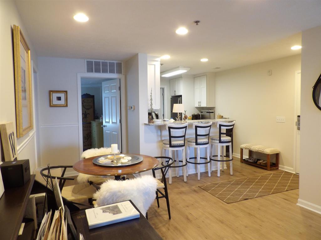 Photo 13 of 22 of 1246 Sunnyside Drive condo