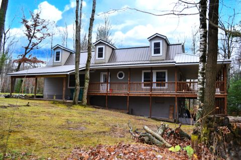 A home in Mills Twp