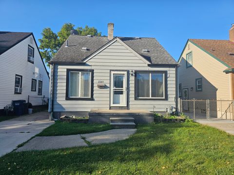 A home in Lincoln Park