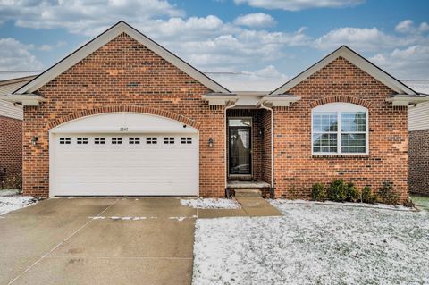 A home in Commerce Twp