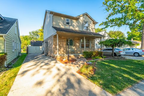 A home in Dearborn Heights