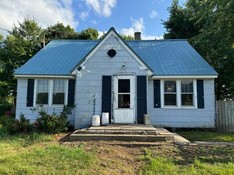 A home in Heath Twp