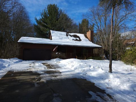 A home in Park Twp