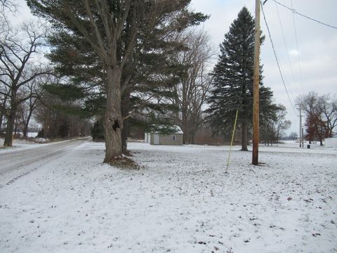 A home in Litchfield Twp