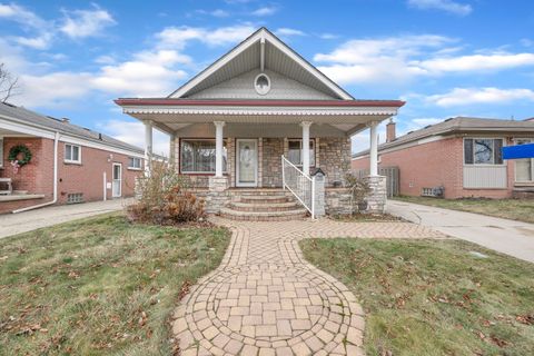 A home in Dearborn Heights