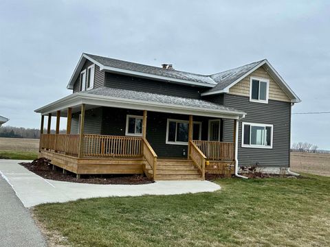 A home in Kawkawlin Twp