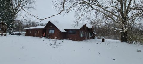 A home in Pokagon Twp