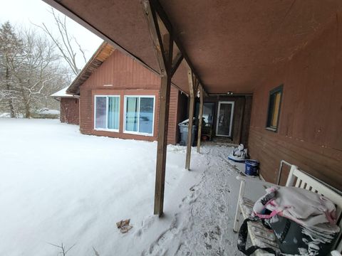 A home in Pokagon Twp