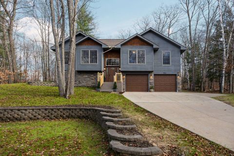 A home in Bagley Twp